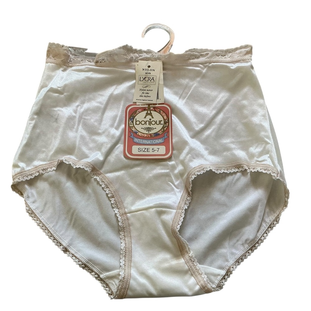 Vintage 80s bounjour international high waisted briefs pearl white panties 5-7